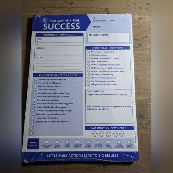 90 Days to Success Journey and Thumbs Up pen - Picture 3 of 9